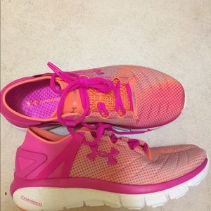 NWT Under Armour Sneakers